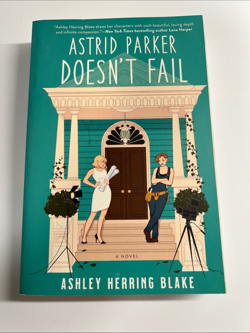 Paperback Book/ Astrid Parker Doesn’t Fail
